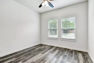 1103 S Montgomery St, Sherman, TX 75090 - Photo 17
