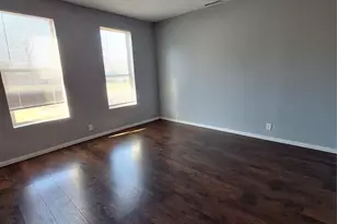 3913 Lee St, Greenville, TX 75401 - Photo 9