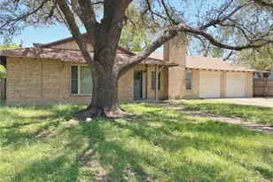 925 Rambler Dr, Waco, TX 76710 - Photo 3