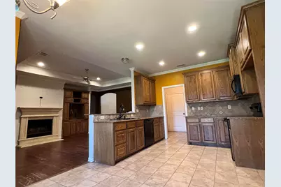 10625 Braewood Drive, Fort Worth, TX 76131 - Photo 7