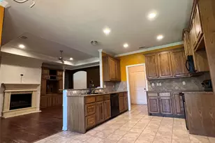 10625 Braewood Dr, Fort Worth, TX 76131 - Photo 7