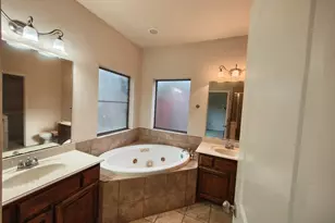 10625 Braewood Dr, Fort Worth, TX 76131 - Photo 9