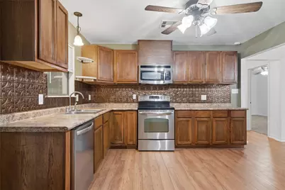 303 N Milam Street, Rogers, TX 76569 - Photo 5
