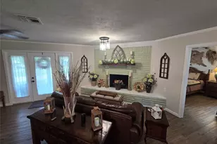 1316 E Apache Trail, Granbury, TX 76048 - Photo 35