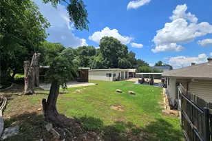1316 E Apache Trail, Granbury, TX 76048 - Photo 9