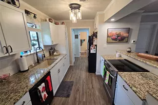 1316 E Apache Trail, Granbury, TX 76048 - Photo 25