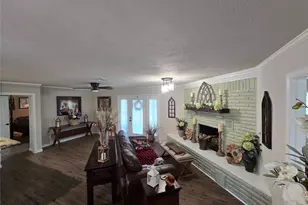 1316 E Apache Trail, Granbury, TX 76048 - Photo 11