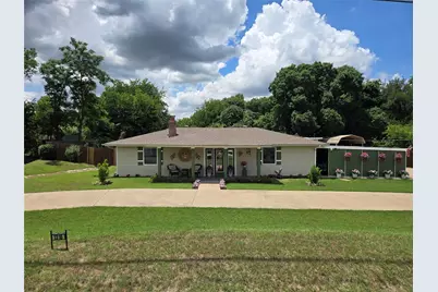 1316 E Apache Trail, Granbury, TX 76048 - Photo 1