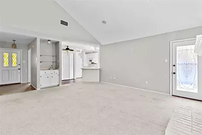 7652 Colorado Creek Court, Fort Worth, TX 76133 - Photo 5