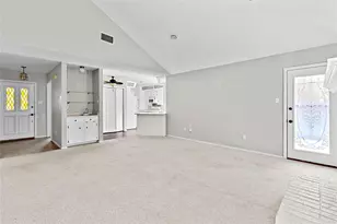 7652 Colorado Creek Ct, Fort Worth, TX 76133 - Photo 5