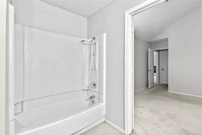 7652 Colorado Creek Court, Fort Worth, TX 76133 - Photo 9