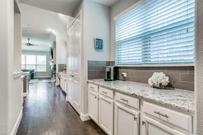 8359 Norwich, The Colony, TX 75056 - Photo 7