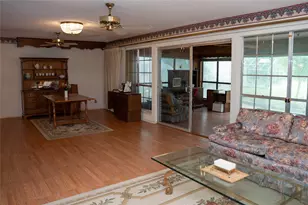 1106 E Franklin St, Hillsboro, TX 76645 - Photo 13