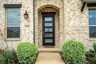 12972 Rockham Ln, Farmers Branch, TX 75234 - Photo 3