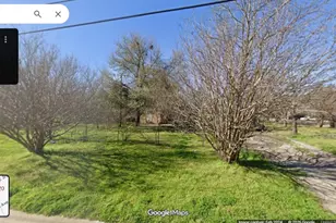 820 E 4th Ave, Corsicana, TX 75110 - Photo 1
