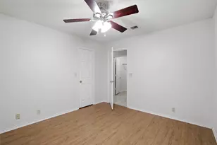 106 Shaw St, Tom Bean, TX 75489 - Photo 17
