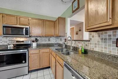 4212 Maryanne Place, Haltom City, TX 76137 - Photo 13