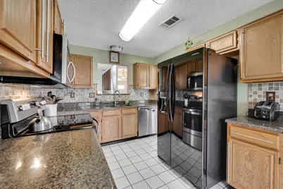 4212 Maryanne Place, Haltom City, TX 76137 - Photo 7
