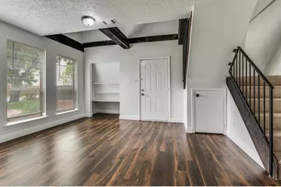 809 E Pioneer Drive, Irving, TX 75061 - Photo 3