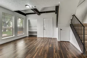 809 E Pioneer Dr, Irving, TX 75061 - Photo 3