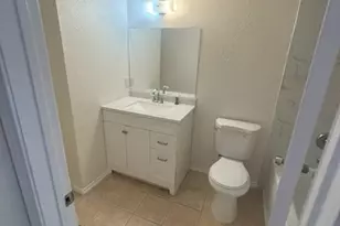 8127 Stonehurst St, Dallas, TX 75217 - Photo 11