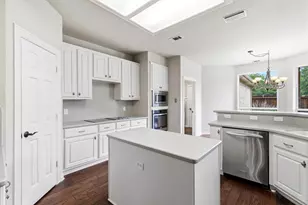 5800 Kingsbrook Dr, Plano, TX 75093 - Photo 11