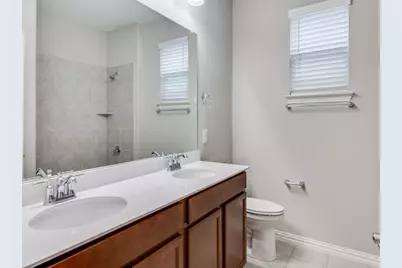 944 Crest Breeze Drive, Fort Worth, TX 76052 - Photo 19