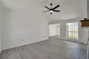1019 Sanders Dr, Duncanville, TX 75137 - Photo 7