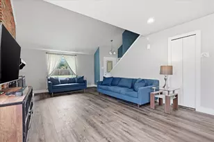 3611 Luallen Dr, Carrollton, TX 75007 - Photo 9