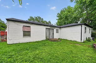 7960 Olusta Dr, Dallas, TX 75217 - Photo 5
