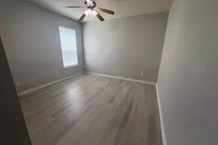1146 Twilight Dr, Lewisville, TX 75056 - Photo 11