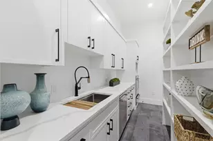 3624 N Fitzhugh Ave, Dallas, TX 75204 - Photo 5