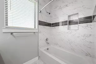 204 N Getzendaner St, Waxahachie, TX 75165 - Photo 17