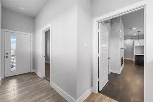204 N Getzendaner St, Waxahachie, TX 75165 - Photo 11