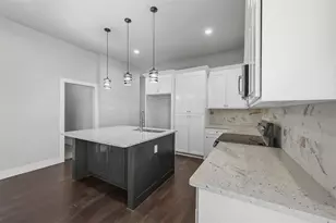 204 N Getzendaner St, Waxahachie, TX 75165 - Photo 5