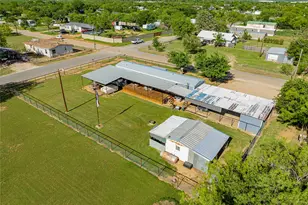 703 N Harvey St, Breckenridge, TX 76424 - Photo 3