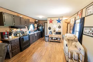 703 N Harvey St, Breckenridge, TX 76424 - Photo 7