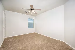 930 Foxgrove Ln, Providence Village, TX 76227 - Photo 19