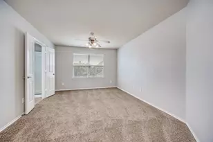 930 Foxgrove Ln, Providence Village, TX 76227 - Photo 15