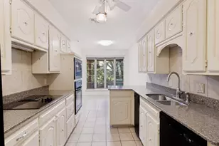 412 Oakmont Ln N, Fort Worth, TX 76112 - Photo 7