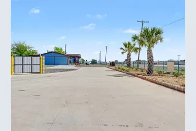 4231 Highway 67, Keene, TX 76031 - Photo 17