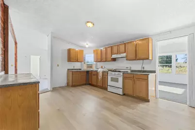 1491 County Road 319 #B, Cleburne, TX 76033 - Photo 3
