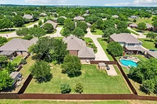 203 Shadow Ln, Shady Shores, TX 76208 - Photo 37