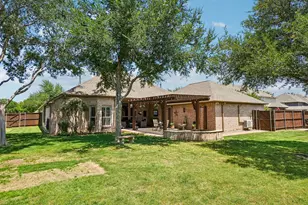 203 Shadow Ln, Shady Shores, TX 76208 - Photo 33