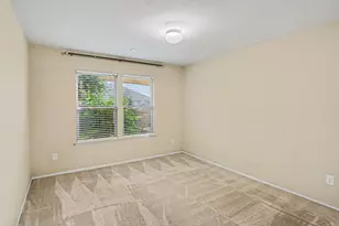 1865 Lynnwood Hills Dr, Fort Worth, TX 76112 - Photo 17