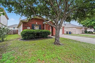 1865 Lynnwood Hills Dr, Fort Worth, TX 76112 - Photo 29