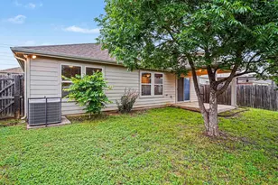 1865 Lynnwood Hills Dr, Fort Worth, TX 76112 - Photo 9