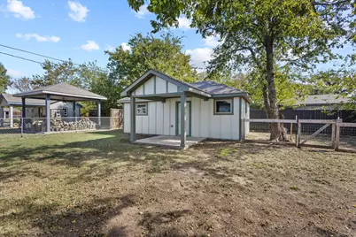 108 Holcombville Road, Tom Bean, TX 75489 - Photo 21
