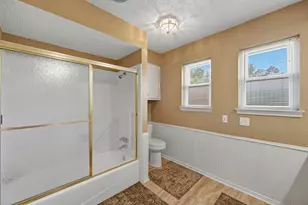 1100 Purdue Dr, Arlington, TX 76012 - Photo 21