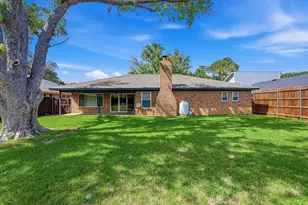 1100 Purdue Dr, Arlington, TX 76012 - Photo 27